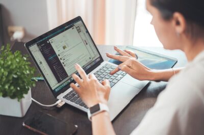 Joindre le service client pour avoir les informations des acteurs essentiels du marché u matériel pour télétravail en 2025 en Suisse